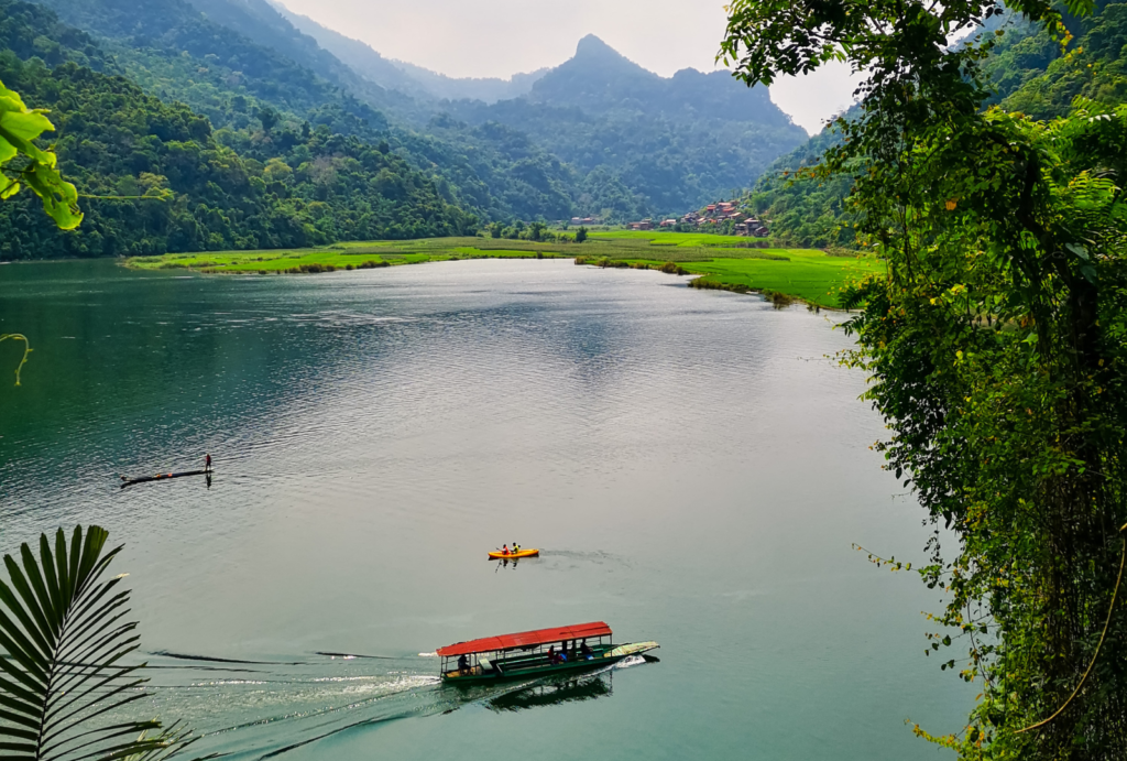 Ba Be Lake, surrounded by towering mountains and limestone cliffs, are especially scenic.