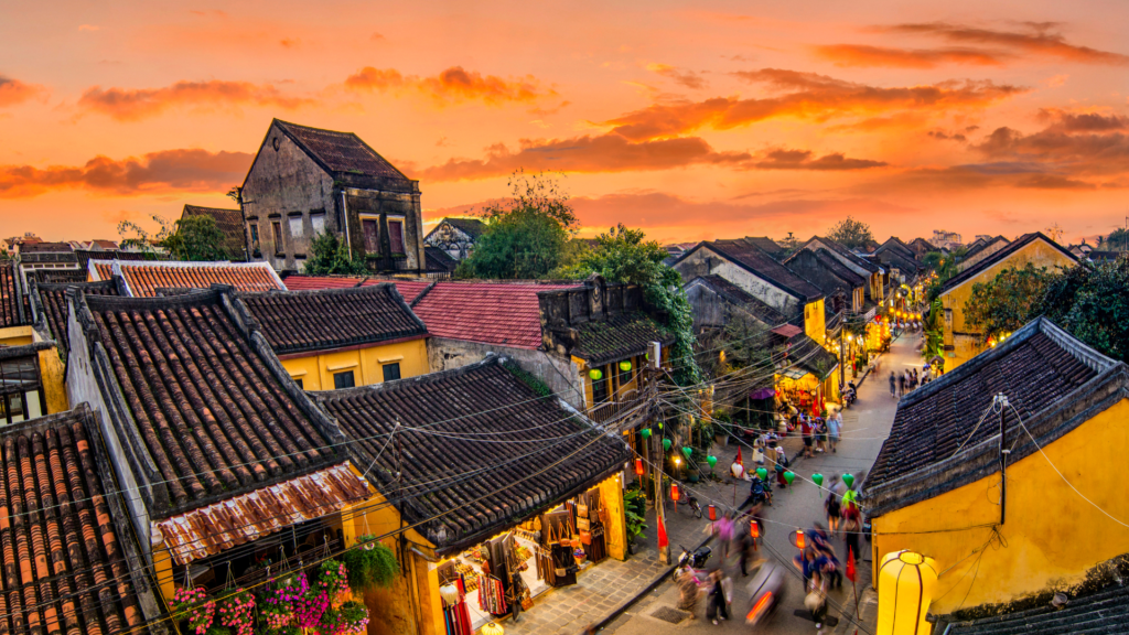 Hội An is a beautifully preserved example of a Southeast Asian trading port dating from the 15th to 19th centuries. Its ancient streets, historic homes, temples, and bridges reflect a blend of indigenous and foreign influences.