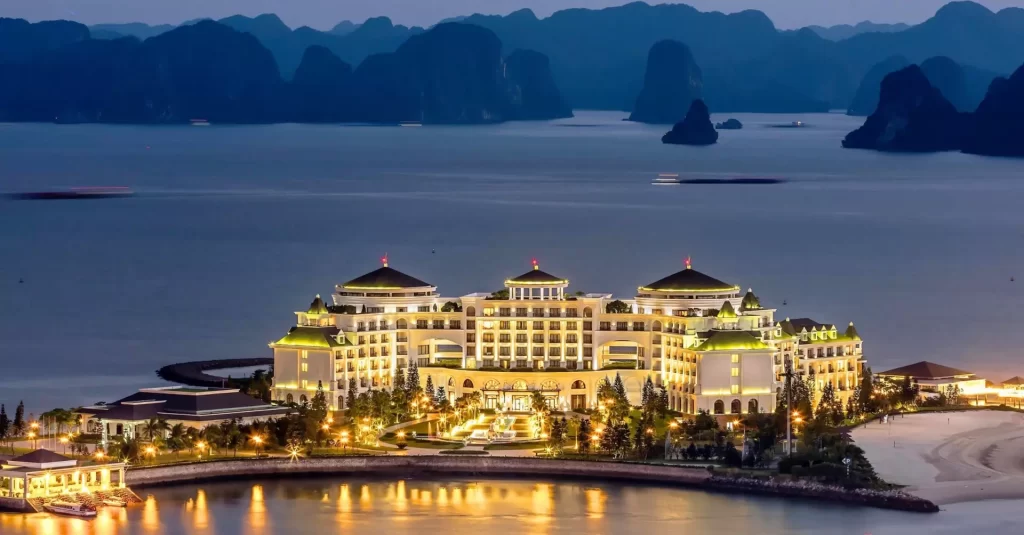 Vinpearl Resort & Spa Ha Long _ Vietnam tour