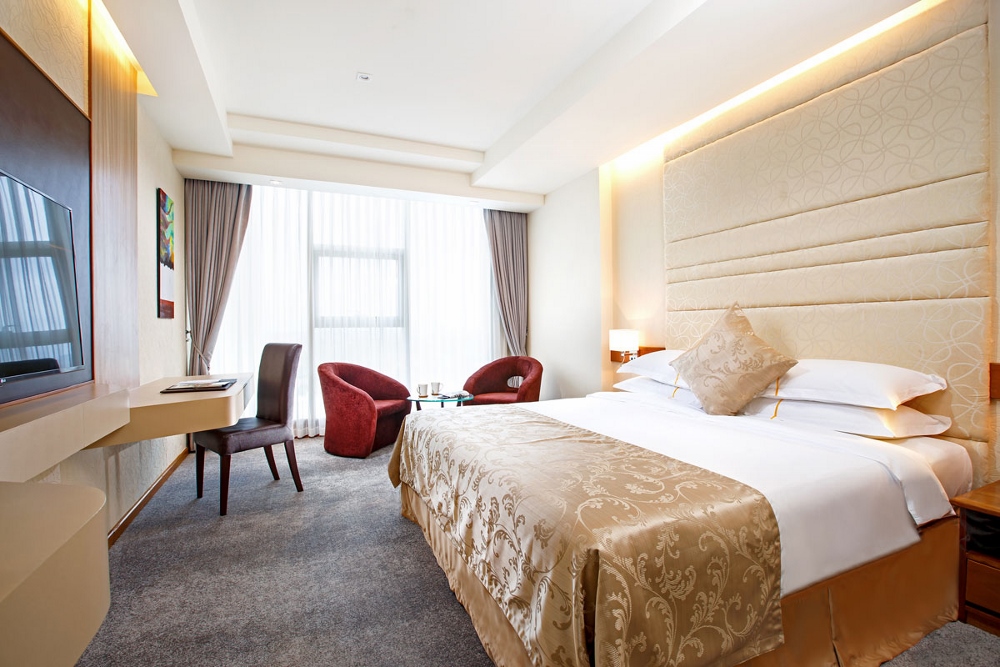 jasmine palace hotel deluxe room yangon hotels