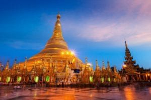 Shwedagon-Pagoda-Myanmar-Travel